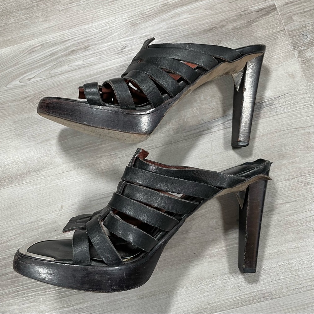 Donald Pliner Couture Sandals